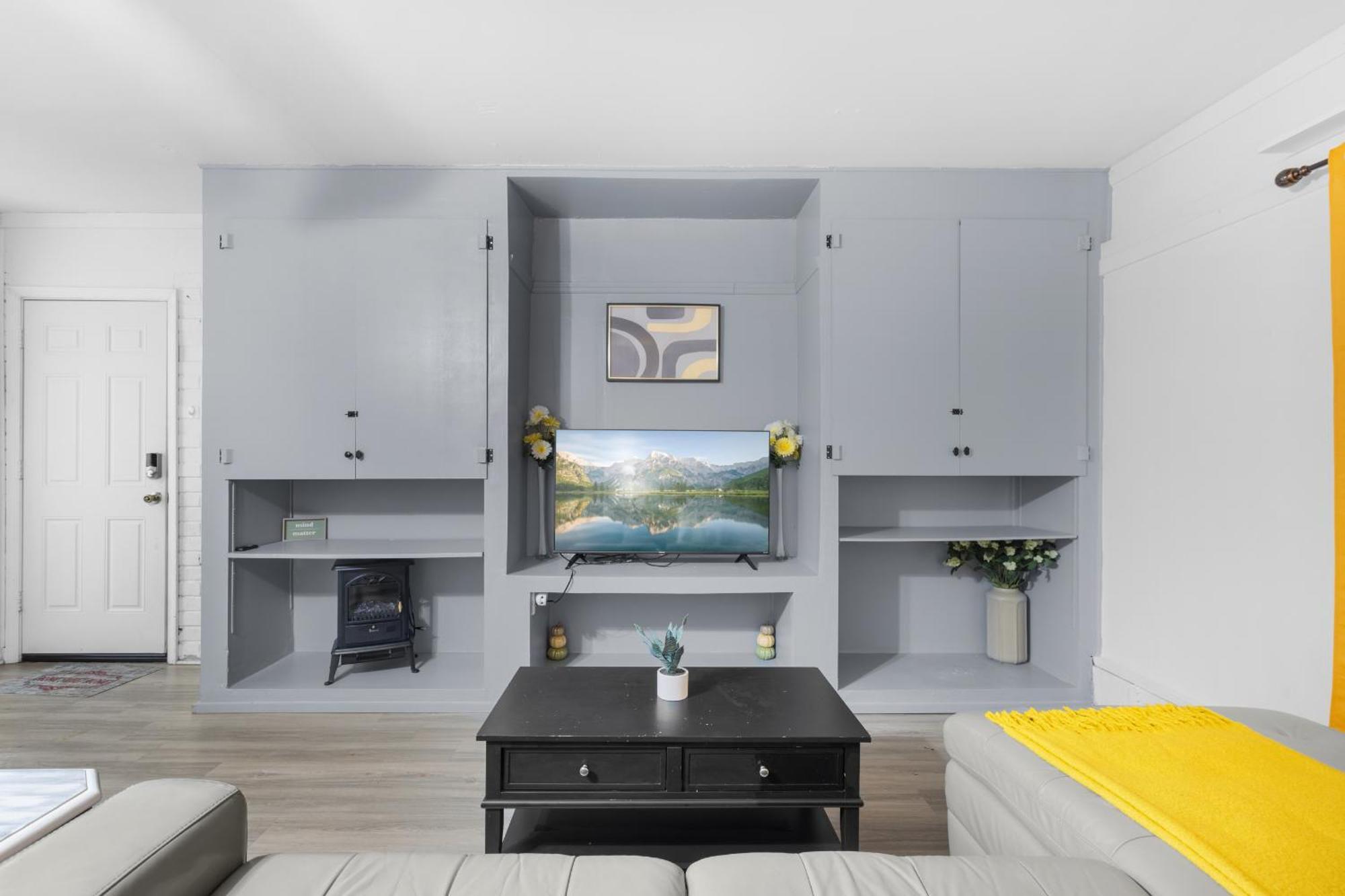 Pet Friendly Large Studio With Free Wi-Fi In Great Location! ออเรนจ์พาร์ค ภายนอก รูปภาพ